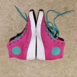 Unique converse wedges